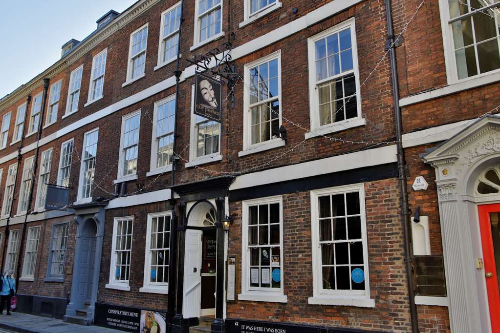 Guy Fawkes Inn Йорк Экстерьер фото